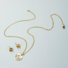 Cargar imagen en el visor de la galería, COLLAR + ARETES ACERO INOXIDABLE DORADO MULTICORAZONES ACERO INOXIDABLE
